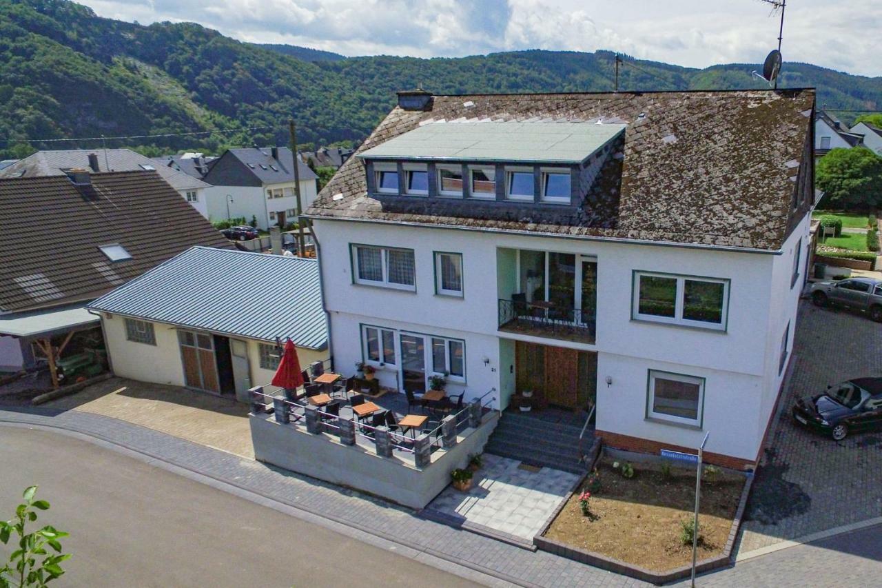 Готель Weingut Gerd Muellers Креф Екстер'єр фото